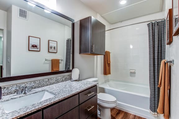 A2-Monterrey Oak Bathroom