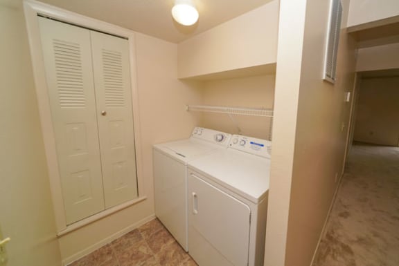 Laundry Room at Hurwich Farms Apartments in South Bend, IN