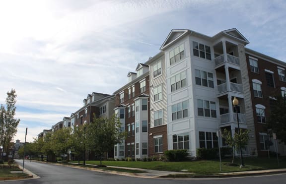 MetroPlace at Town Center 1 and 2 Bedroom Apartments Camp Spring Maryland