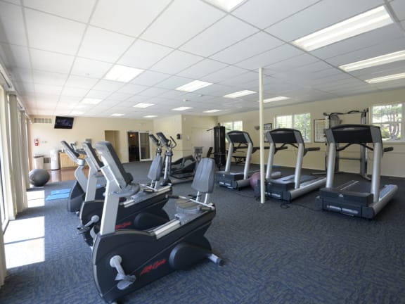 High Endurance Fitness Center at Woodridge Apartments, Randallstown, MD 21133