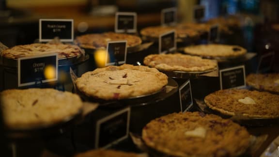 Crushcakes and Cafe at Patterson Place, Santa Barbara, California