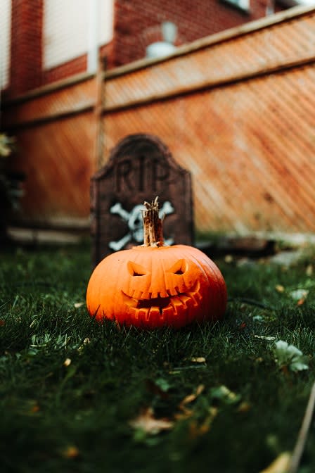 Halloween Decoration at Hancock Terrace Apartments, California, 93454