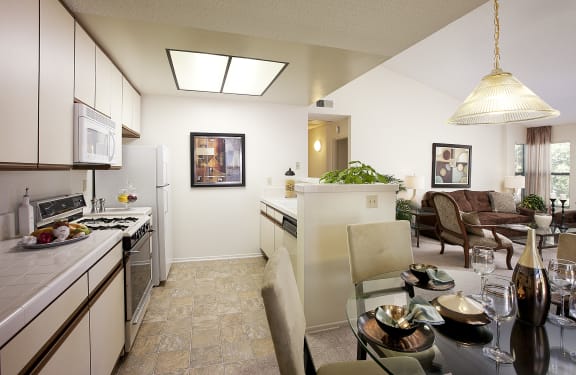 Dining and kitchen at Cypress Point Apartment , Ventura, CA