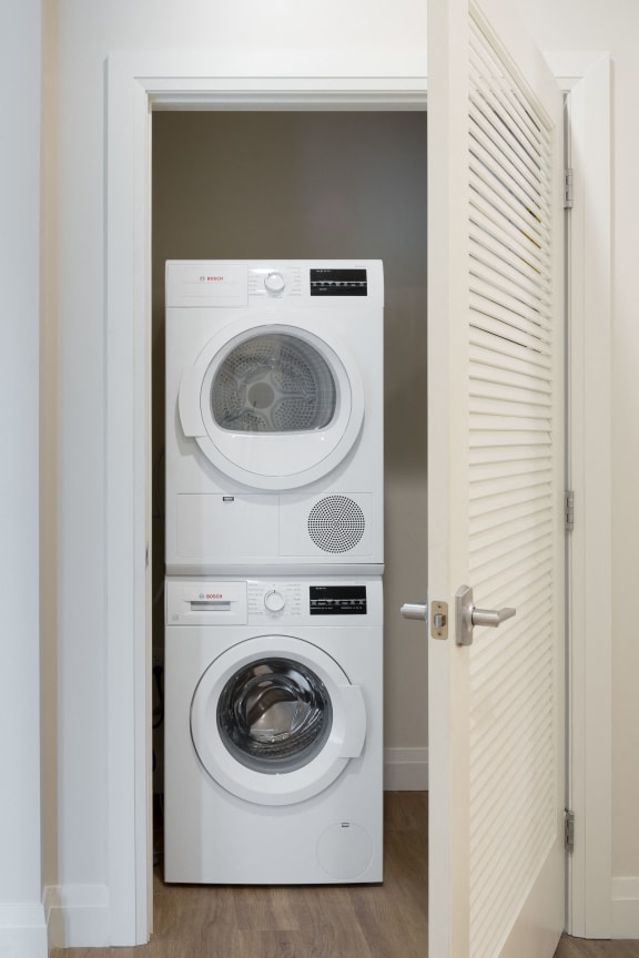 Washer And Dryer at 28 Austin, Newton, MA, 02460