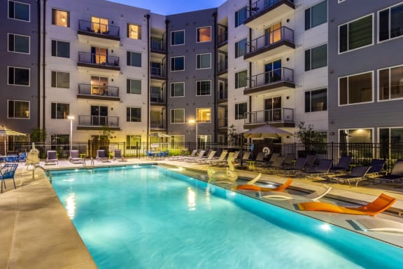 luxury_swimming_pool at Spoke Apartments, Atlanta