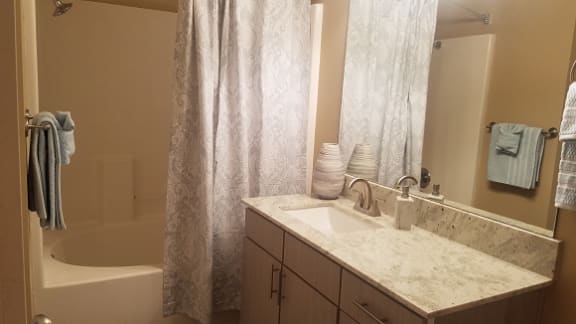 Bathroom Fittings at Reserve of Bossier City Apartment Homes, Louisiana, 71111
