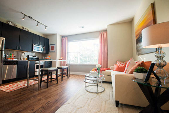 oversized-windows at Link Apartments&#xAE; Brookstown, Winston Salem, NC, 27101
