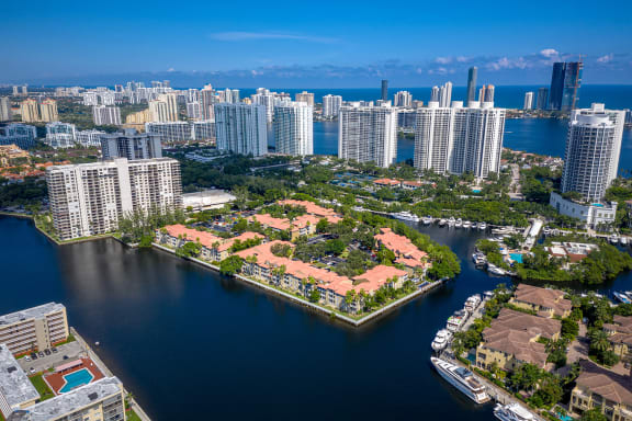 LP Aerial View Lake Side at Lincoln Pointe, Aventura, 33160