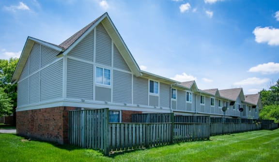 Furnished Apartments Available at Country Lake Townhomes, Indiana, 46229