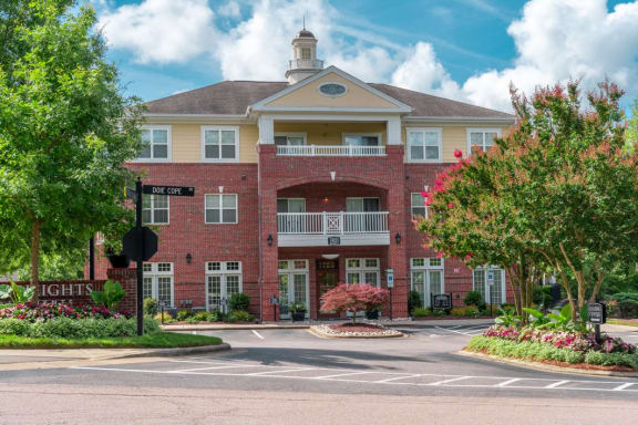 Schedule a Tour at Rose Heights Apartments, North Carolina