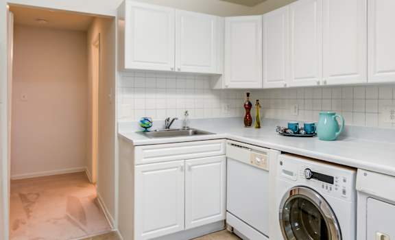 The Fairway Apartment kitchen