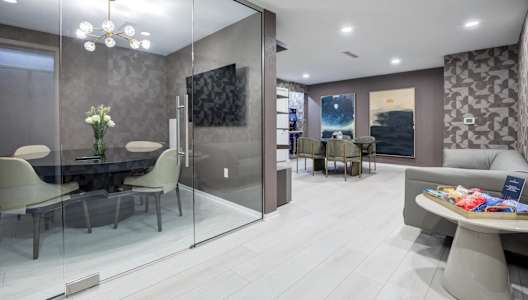 Alton District Luxury Apartments in Washington, DC Clubhouse Lounge