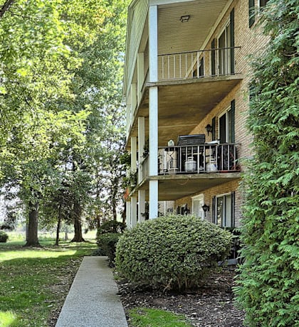 Apartments near Carlisle Pike in Camp Hill, PA | Conodoguinet Creek View Apartments | Property Management, Inc.
