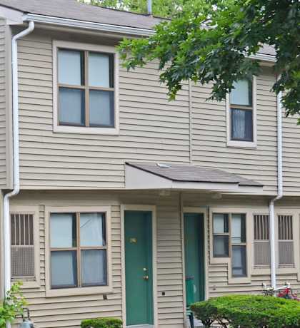 Bethlehem Apartment Search | Woodland Manor | Property Management, Inc.