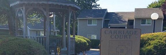 Carriage Court Apartments in Canby OR