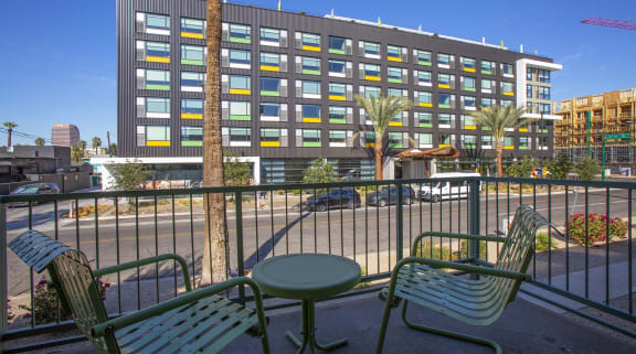 Patio at The Continental Apartments in Phoenix AZ Nov 2020