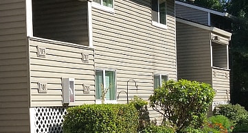 Carriage Court Apartments in Canby OR