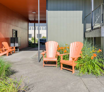 Arcade Apartments Outdoor Seating Area