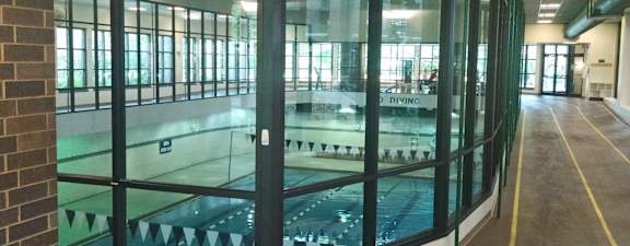7602 York Pool, Edina, Minnesota
