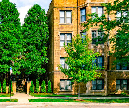 3600 N. Claremont Ave / 2332 W. Addison St