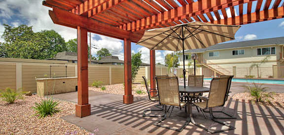 Dine out area at South Mary Place, Sunnyvale, CA