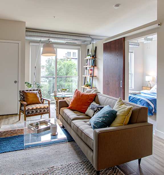 Living Room With Plenty Of Natural Lights at Track 29 Apartments, Minneapolis, Minnesota