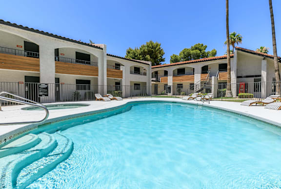 Pool and poolside area at Tides on East Cactus.