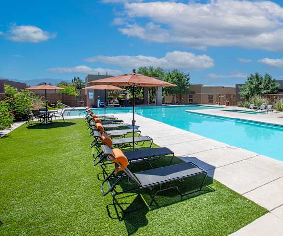 Pool at Sabino Vista Apartments in Tucson Arizona