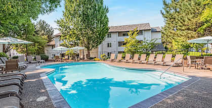 Elmonica Court seasonal swimming pool and pool deck, Beaverton, OR , 97006