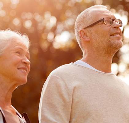 outdoor walking Parkway Senior Apartments in Pasadena TX
