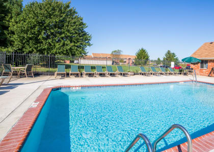 Swimming pool and sun deck at Bradford Run Apartments, Kokomo, Indiana