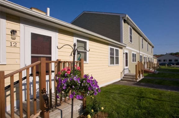 Fieldstone Exterior 4