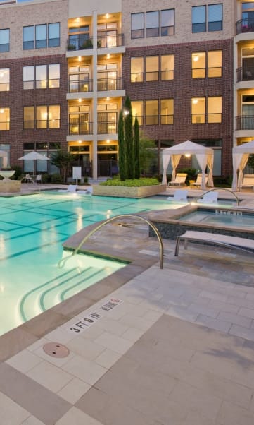 Apartments in Katy with a pool