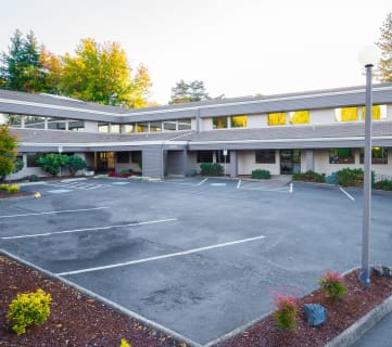 Meridian Professional Building Exterior & Parking Lot