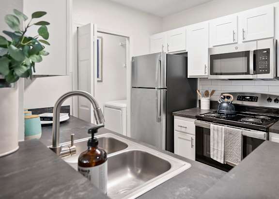 Modern Kitchen at Country Club Lakes, Jacksonville, FL