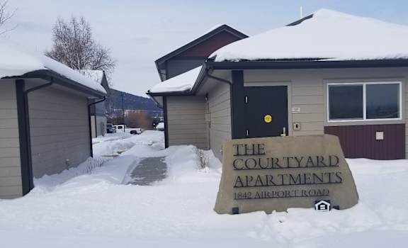 Image of the apartment sign