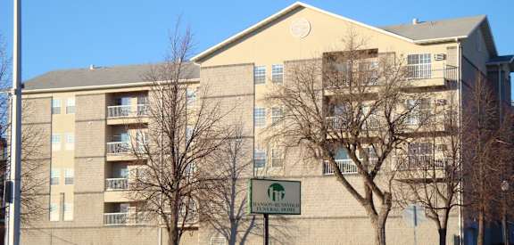 Property Exterior at Park Ridge Apartments, Fargo