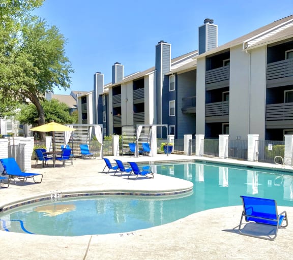 The Stassney at SoCo Shimmering Pool