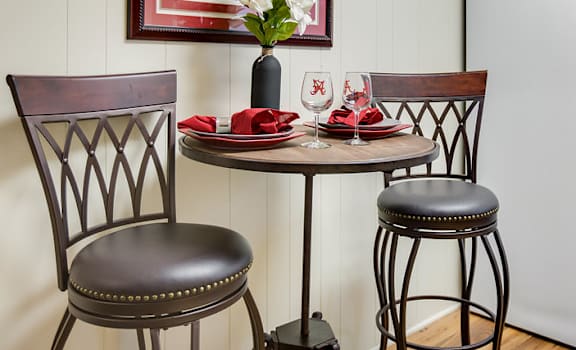 Brookstone-Apartments-Tuscaloosa-University-Of-Alabama-Furnished 01