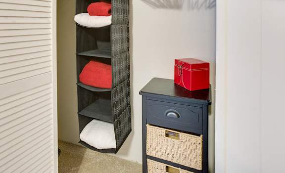 Brookstone-Apartments-Tuscaloosa-University-Of-Alabama-Furnished 01