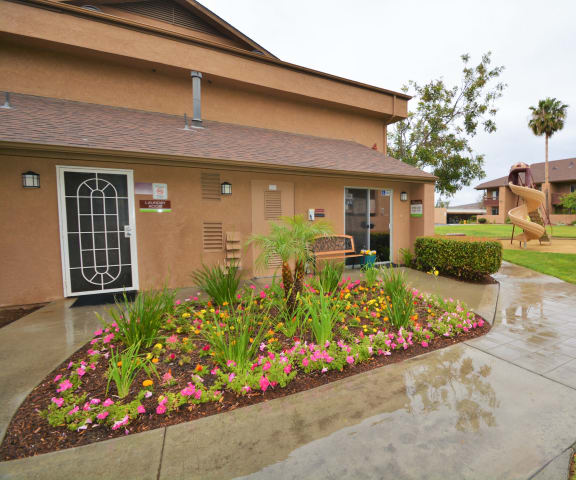 North River Club Apartments | Apartments in Oceanside, CA