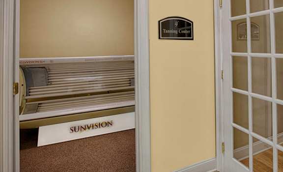 Tanning Bed Hampton Falls Apartments, Huntsville Alabama