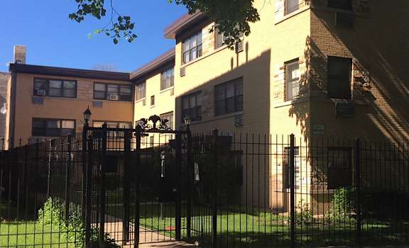 2048 Chase Exterior