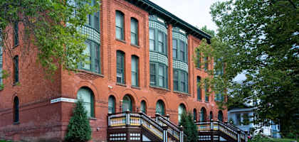 Euclid View Flats located in Saint Paul, Minnesota