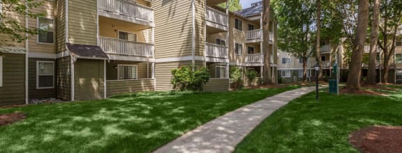 the preserve at ballantyne commons apartments photo #1