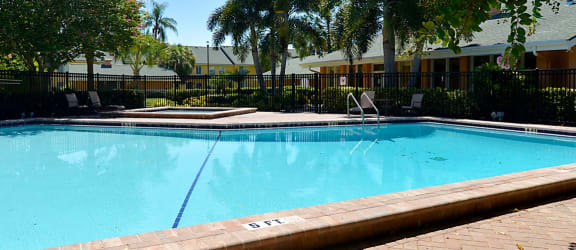 Swimming Pool at Broadwater Apartments in St Petersburg, FL 33711