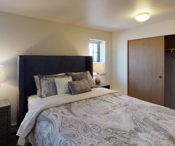 Birchwood Homes Apartments - Bedroom