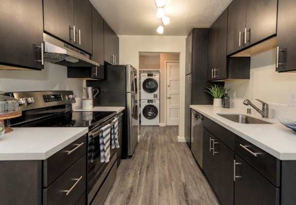 Parkside Apartments Kitchen