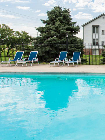 Large Pool with Sundeck at Bay Pointe Apartments, Lafayette, IN, 47909