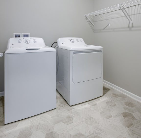 Full-Size Washer/Dryer